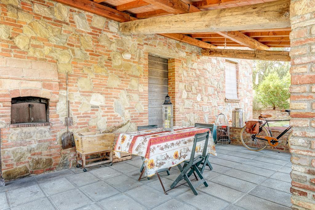 Agriturismo Il Poggiarello Foiano Della Chiana Luaran gambar
