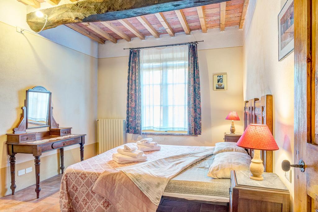 Agriturismo Il Poggiarello Foiano Della Chiana Luaran gambar