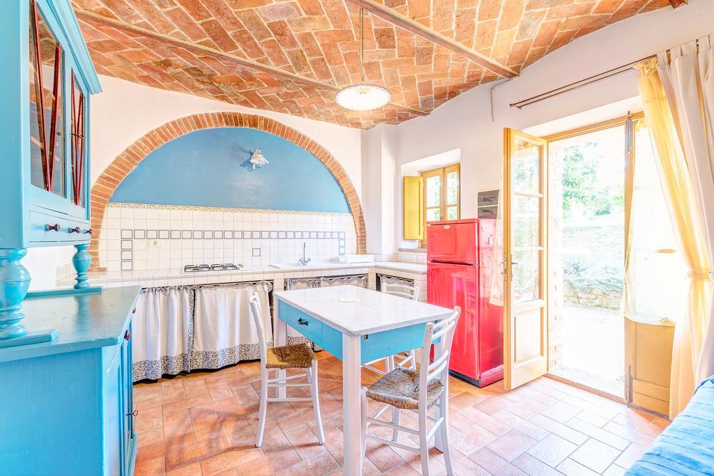 Agriturismo Il Poggiarello Foiano Della Chiana Luaran gambar