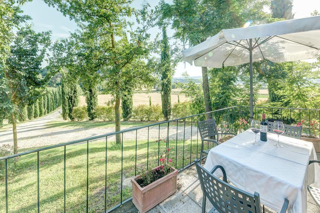 Agriturismo Il Poggiarello Foiano Della Chiana Luaran gambar